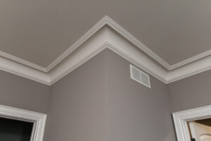 crown moulding 