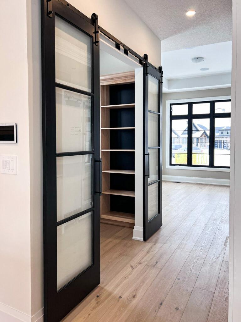 sliding closet barn doors